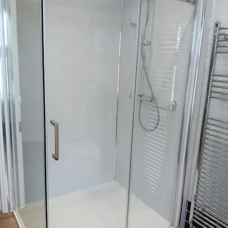 וילה Smugglers Hatch *