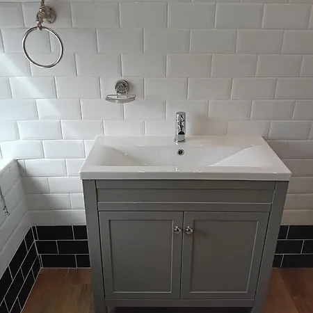 Smugglers Hatch וילה *