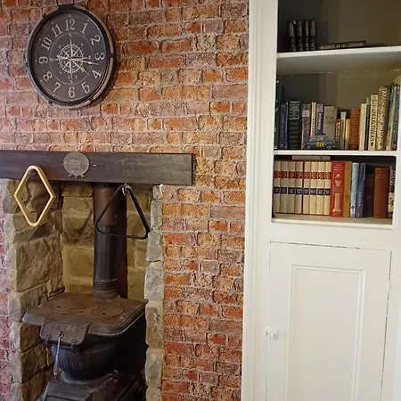 Smugglers Hatch Вилла