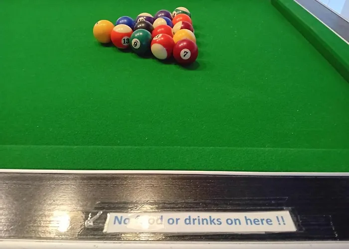 Smugglers Hatch * Marske-by-the-Sea